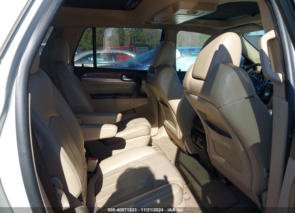 2011 BUICK ENCLAVE 2XL VIN: 5GAKVCED0BJ159851