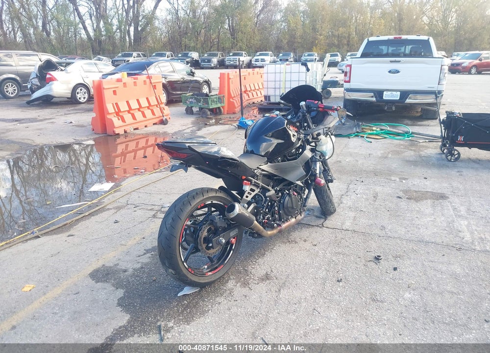 2018 KAWASAKI EX400 VIN: JKAEXKH10JDA14305