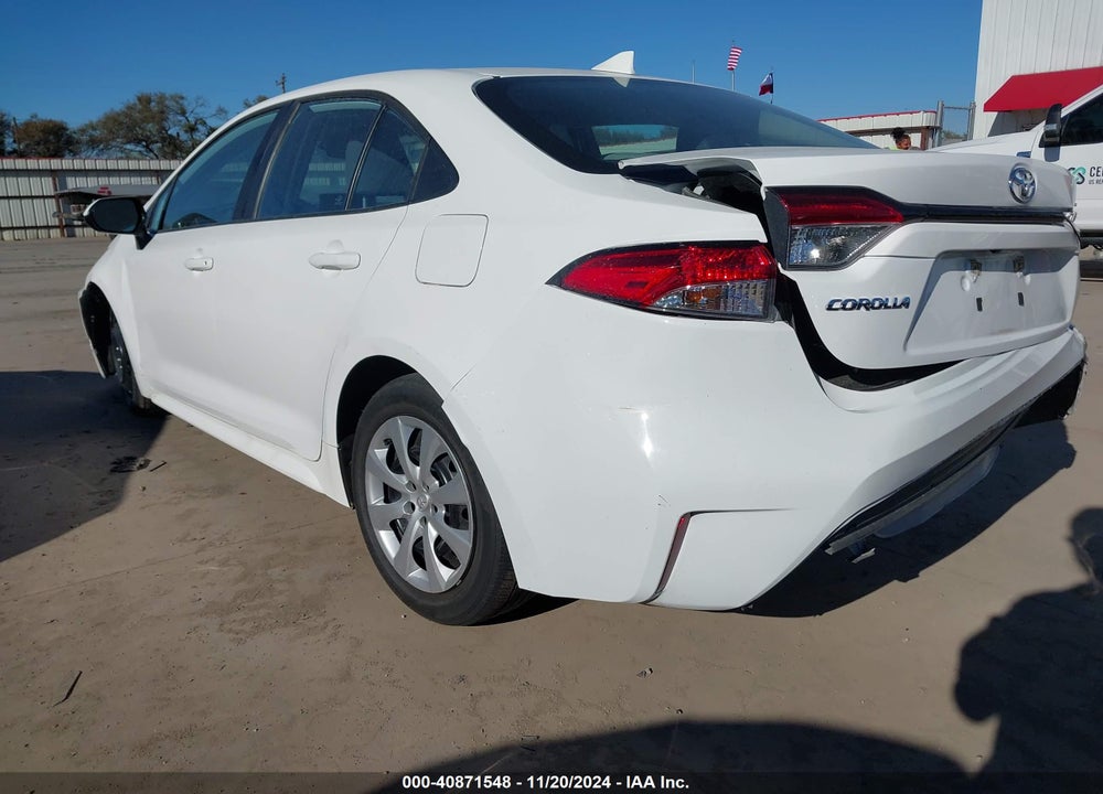 2024 TOYOTA COROLLA LE VIN: 5YFB4MDE2RP084500