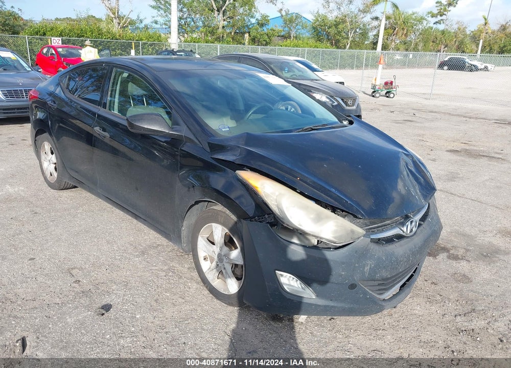 2013 HYUNDAI ELANTRA GLS VIN: KMHDH4AE6DU685465