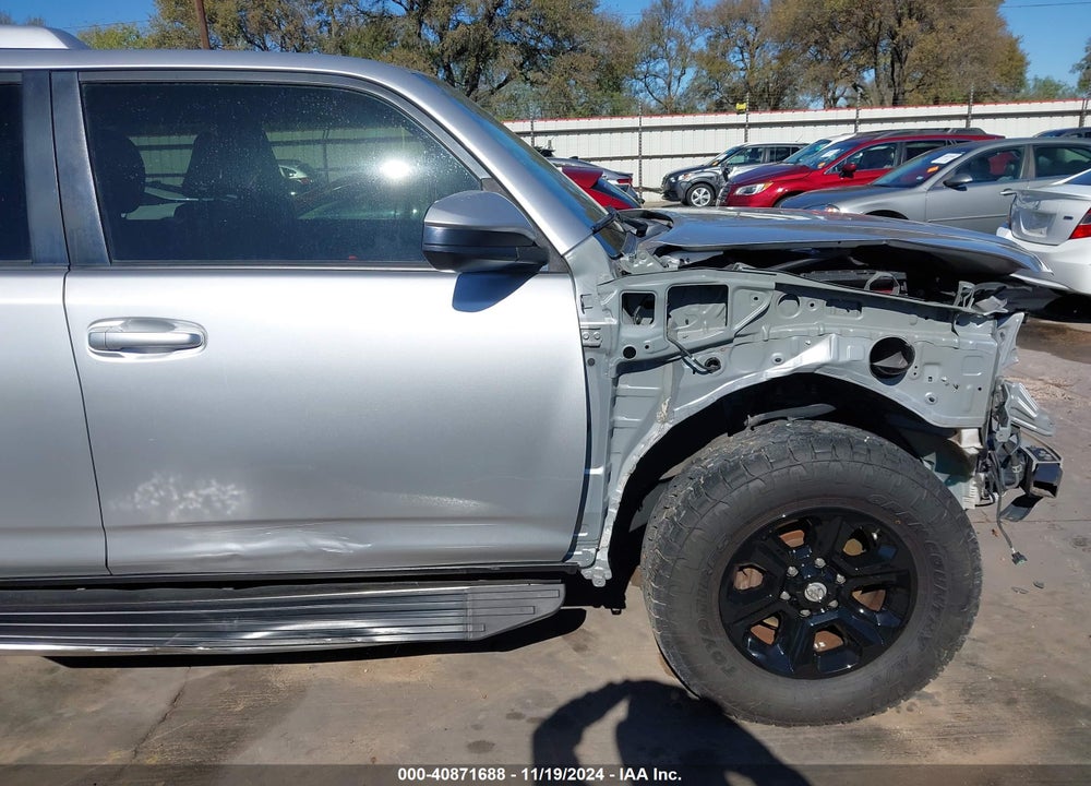 2014 TOYOTA 4RUNNER SR5 VIN: JTEZU5JR8E5077016