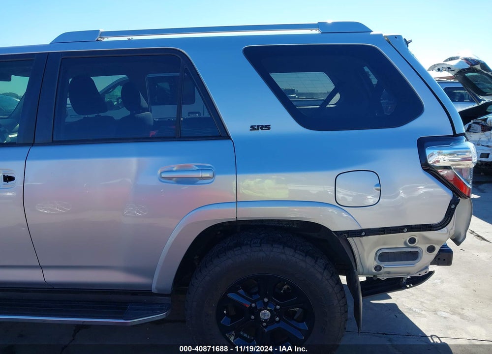 2014 TOYOTA 4RUNNER SR5 VIN: JTEZU5JR8E5077016