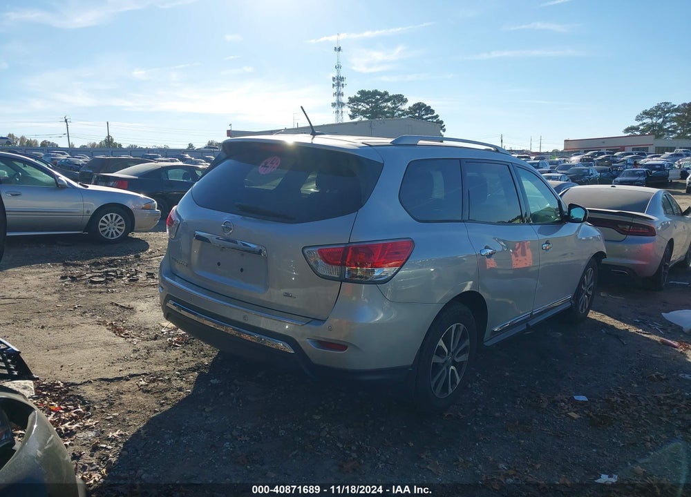 2015 NISSAN PATHFINDER SL VIN: 5N1AR2MN4FC659746