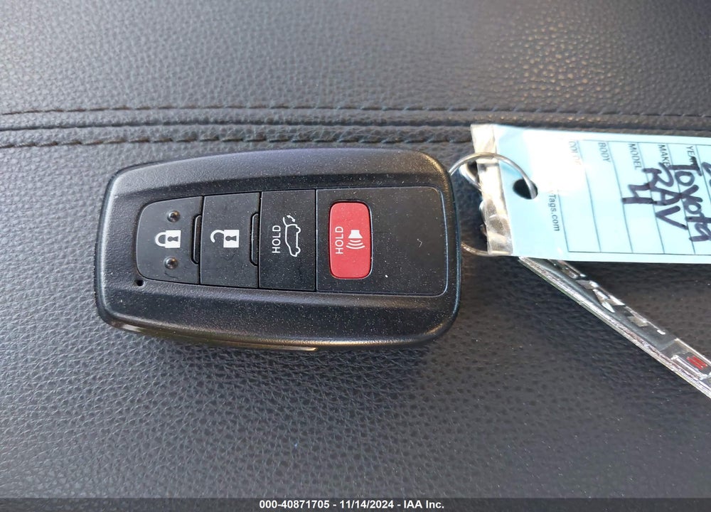 2019 TOYOTA RAV4 XLE PREMIUM VIN: 2T3C1RFV4KW056202
