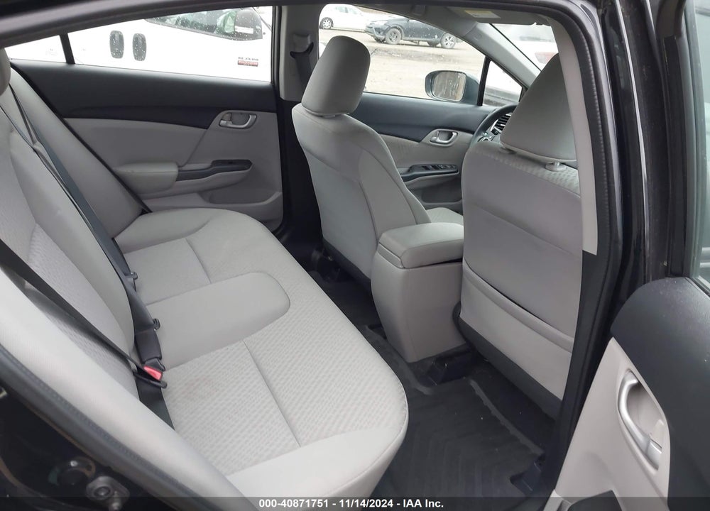 2014 HONDA CIVIC LX VIN: 19XFB2F51EE039214