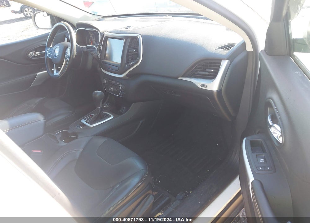 2018 JEEP CHEROKEE LATITUDE PLUS 4X4 VIN: 1C4PJMLX0JD505509