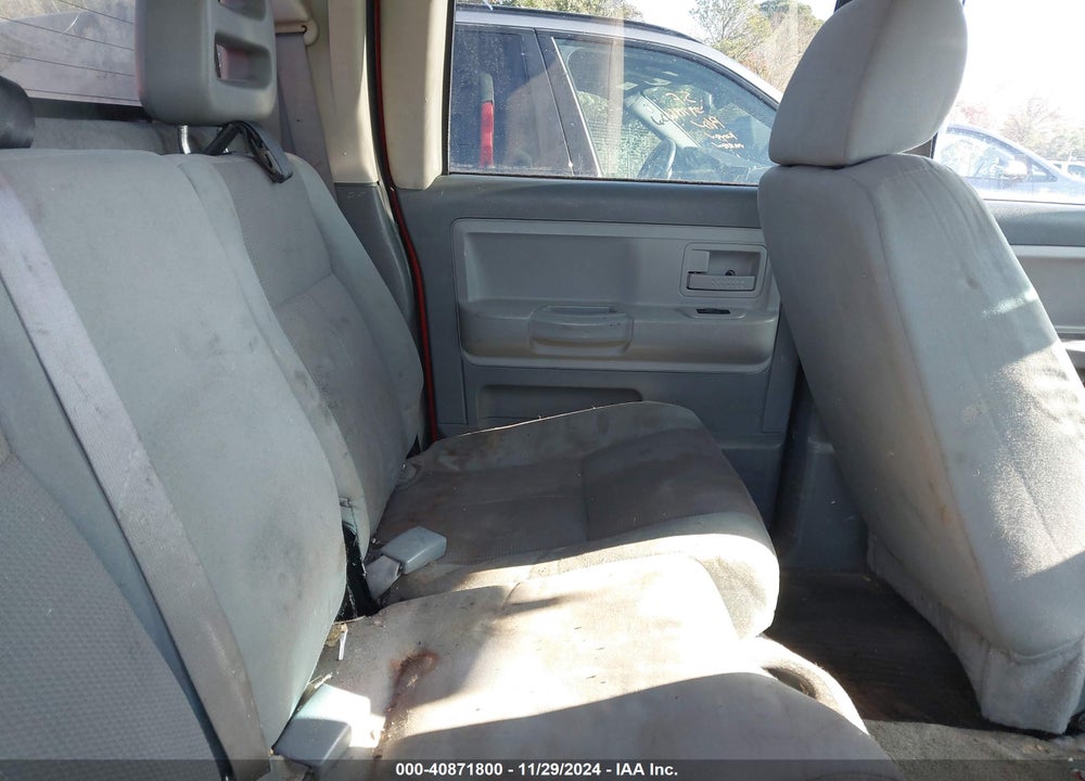2005 DODGE DAKOTA SLT VIN: 1D7HE48N15S244639