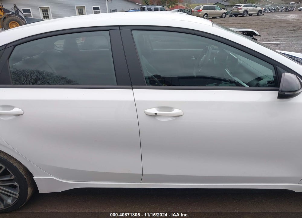 2023 KIA FORTE GT VIN: 3KPF44AC4PE619202