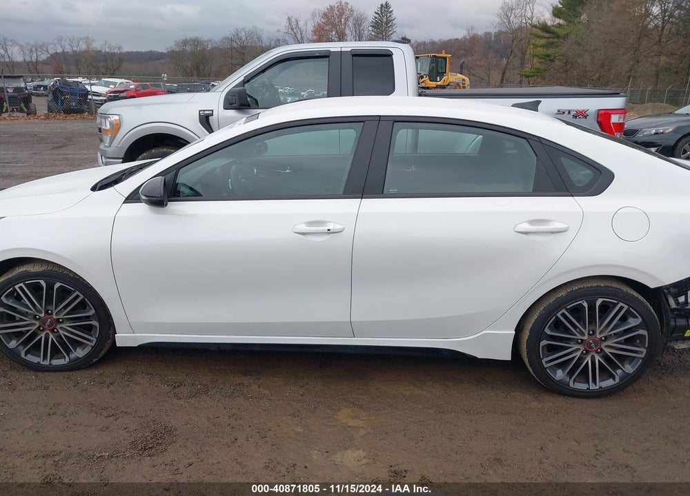 2023 KIA FORTE GT VIN: 3KPF44AC4PE619202