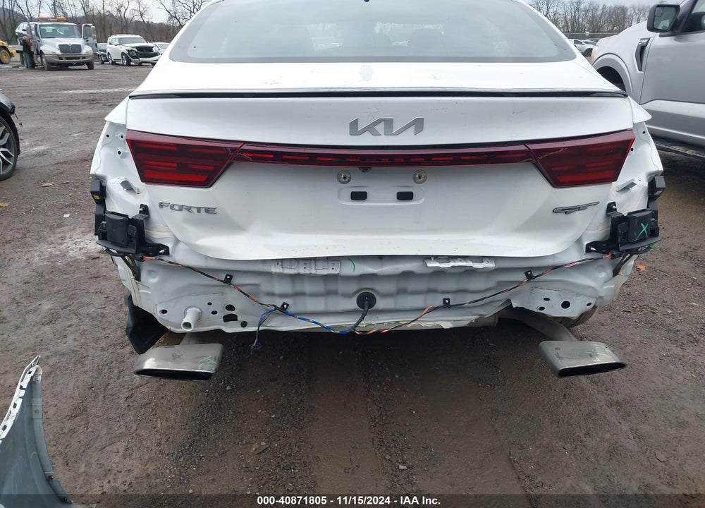 2023 KIA FORTE GT VIN: 3KPF44AC4PE619202