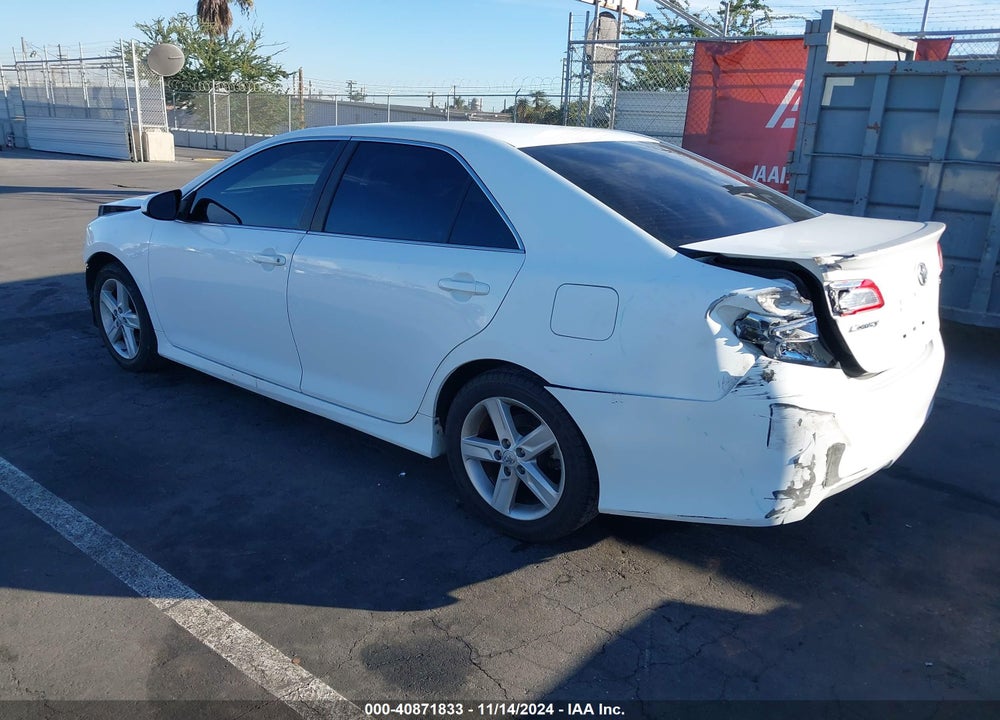2013 TOYOTA CAMRY SE VIN: 4T1BF1FKXDU662183
