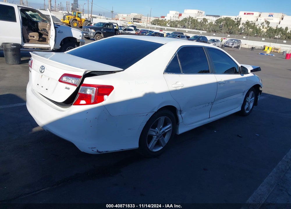 2013 TOYOTA CAMRY SE VIN: 4T1BF1FKXDU662183