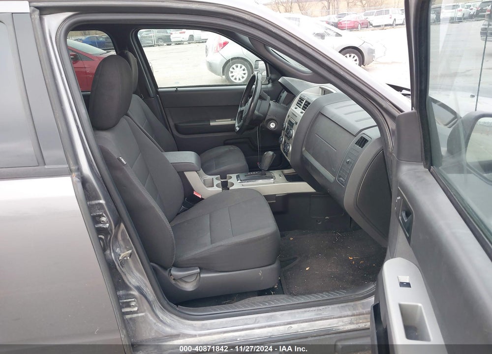 2010 FORD ESCAPE XLT VIN: 1FMCU9D79AKC30957