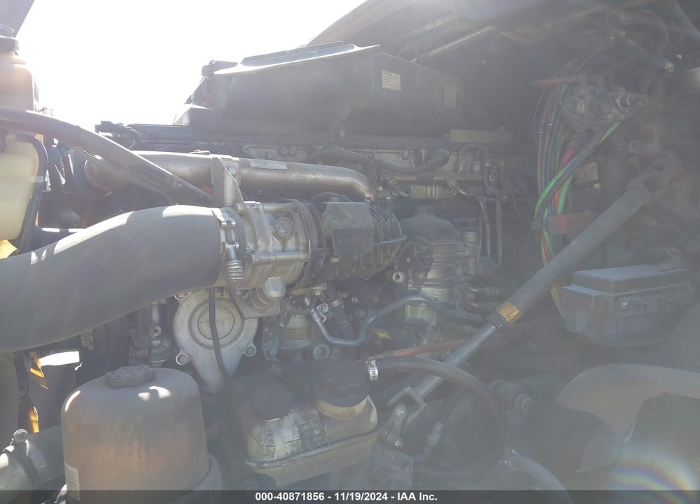2016 FREIGHTLINER CASCADIA 125 VIN: 3AKJGLD54GSGX1817