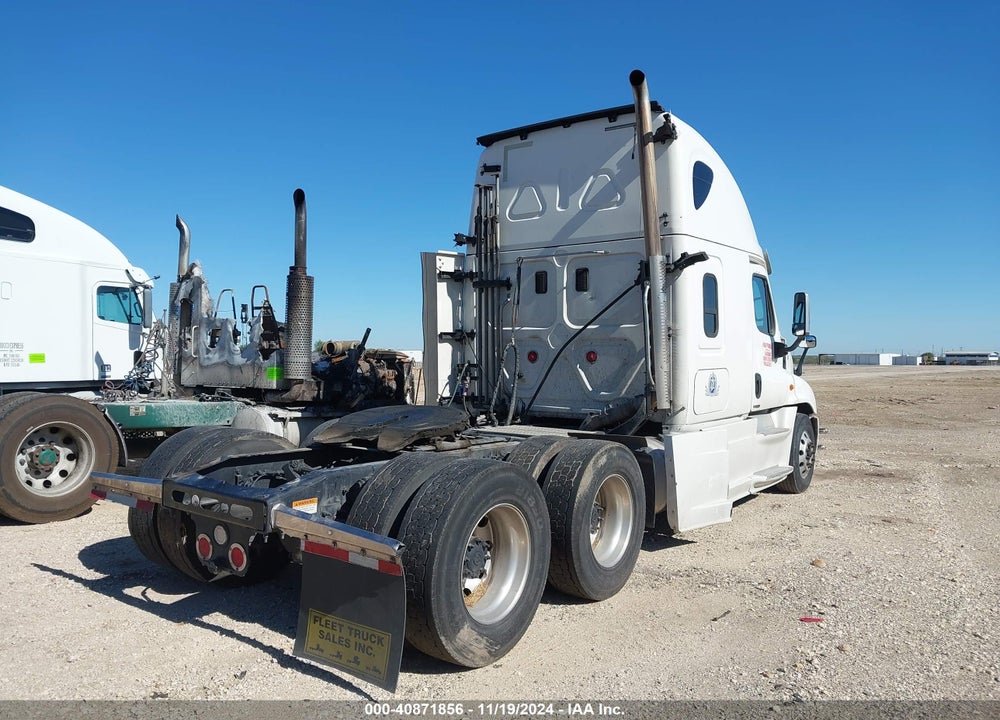 2016 FREIGHTLINER CASCADIA 125 VIN: 3AKJGLD54GSGX1817