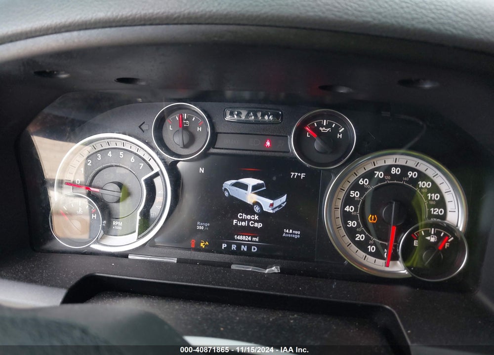 2017 RAM 1500 VIN: 3C6RR6LT0HG640424