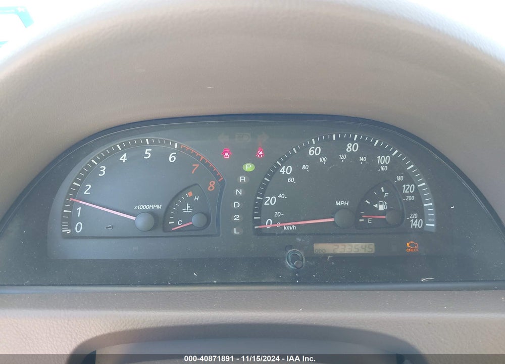 2002 TOYOTA CAMRY LE VIN: JTDBE32K020071390