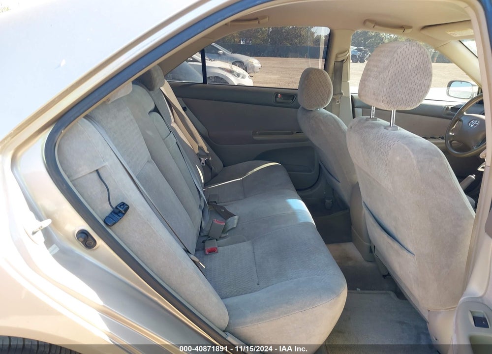 2002 TOYOTA CAMRY LE VIN: JTDBE32K020071390