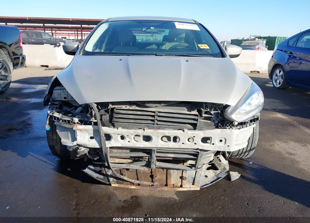 2018 FORD FOCUS SE VIN: 1FADP3F20JL304197