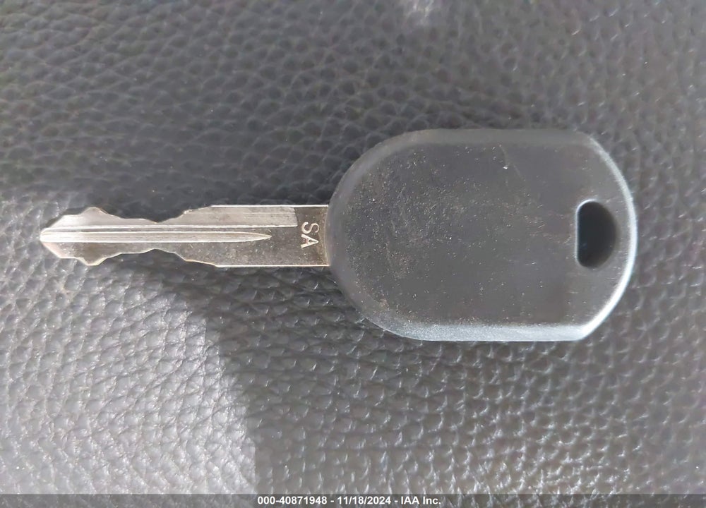 2009 FORD FOCUS SEL VIN: 1FAHP37N89W105306