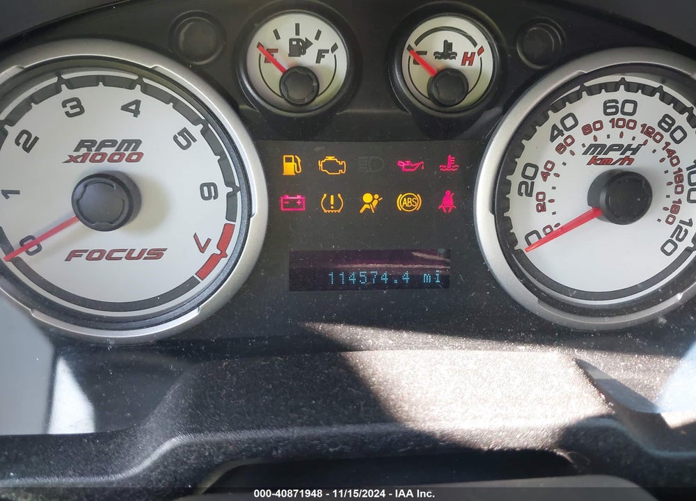 2009 FORD FOCUS SEL VIN: 1FAHP37N89W105306