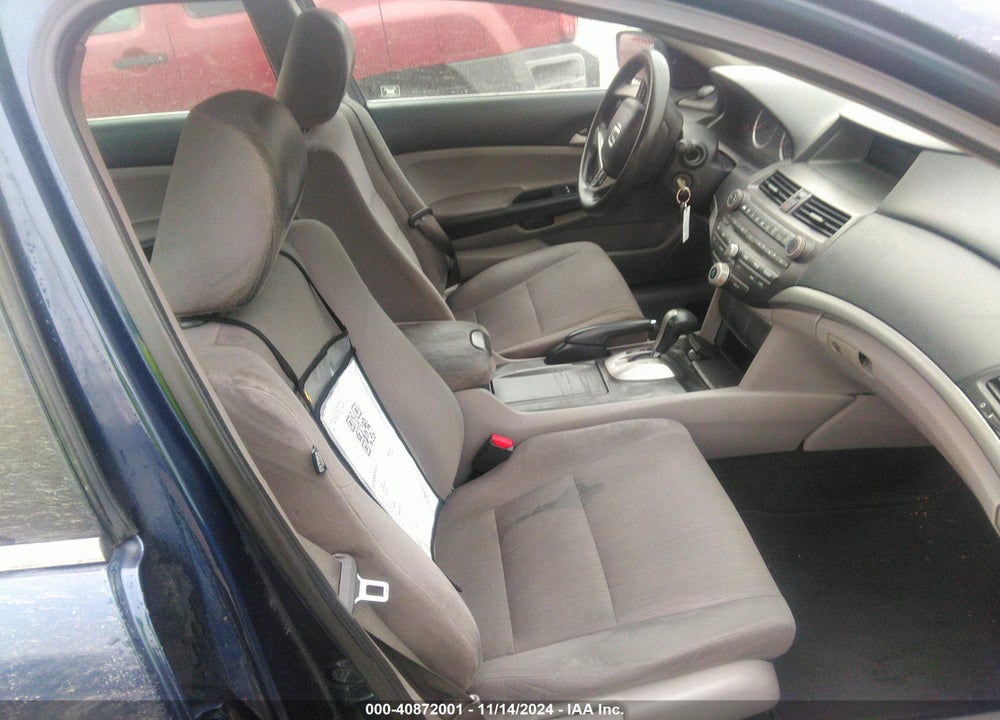 2011 HONDA ACCORD 2.4 LX-P VIN: 1HGCP2F49BA038419