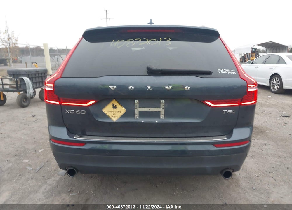 2019 VOLVO XC60 T5 MOMENTUM VIN: LYV102RK4KB330797