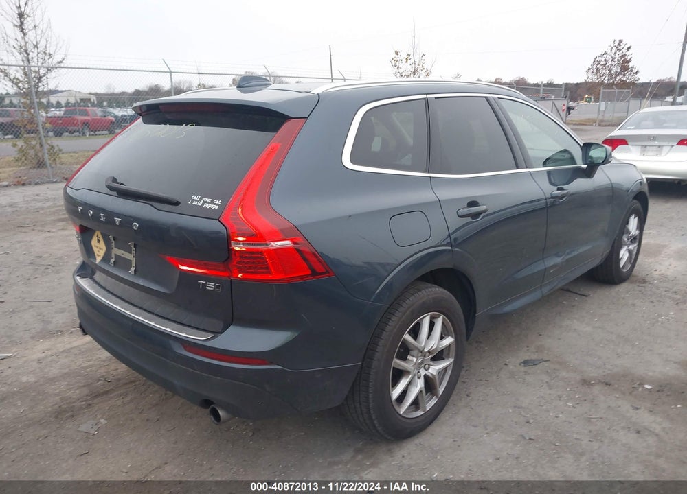 2019 VOLVO XC60 T5 MOMENTUM VIN: LYV102RK4KB330797