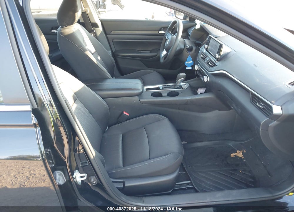 2022 NISSAN ALTIMA S FWD VIN: 1N4BL4BV4NN388818