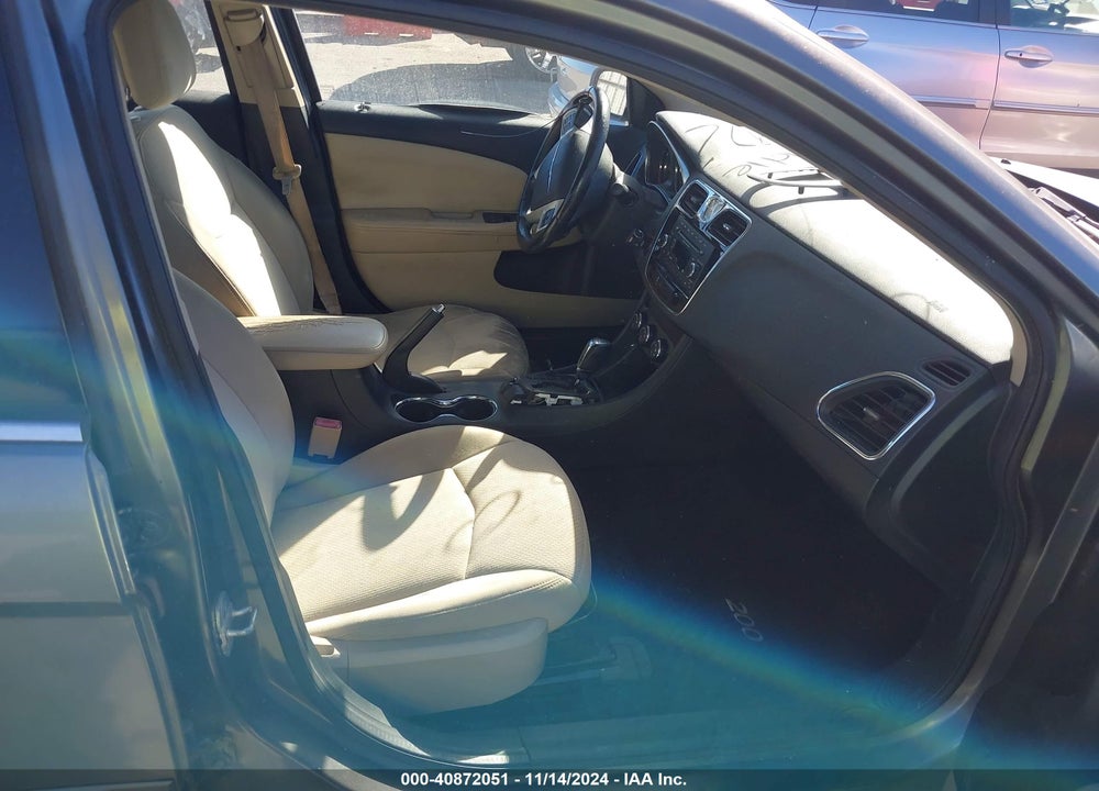 2012 CHRYSLER 200 TOURING VIN: 1C3CCBBB1CN154842