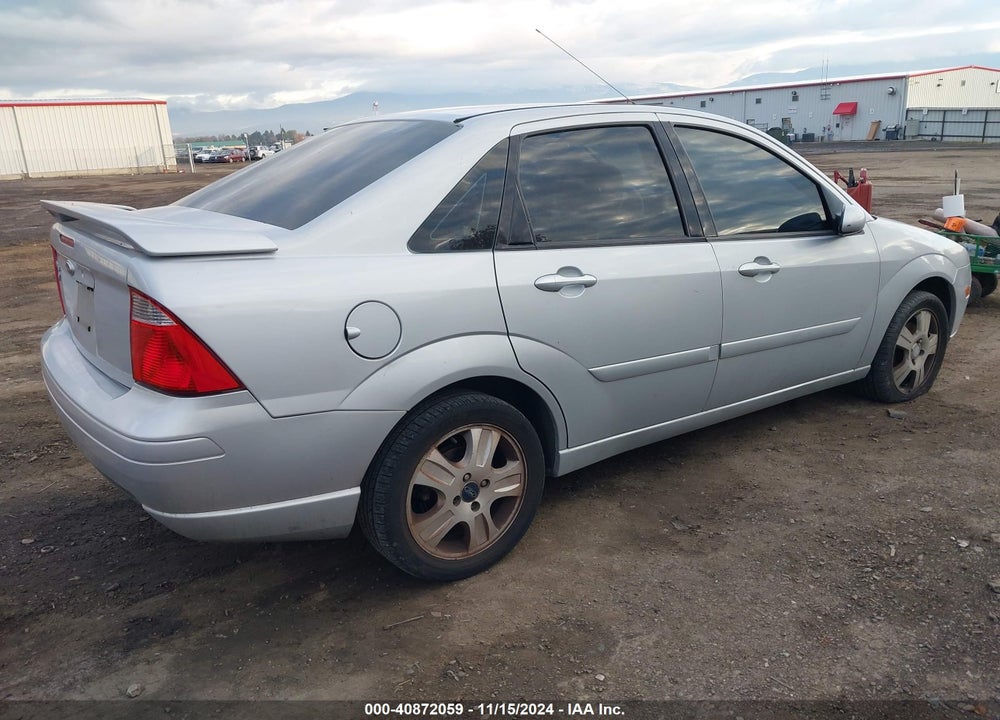 2007 FORD FOCUS ST VIN: 1FAHP38Z87W240509