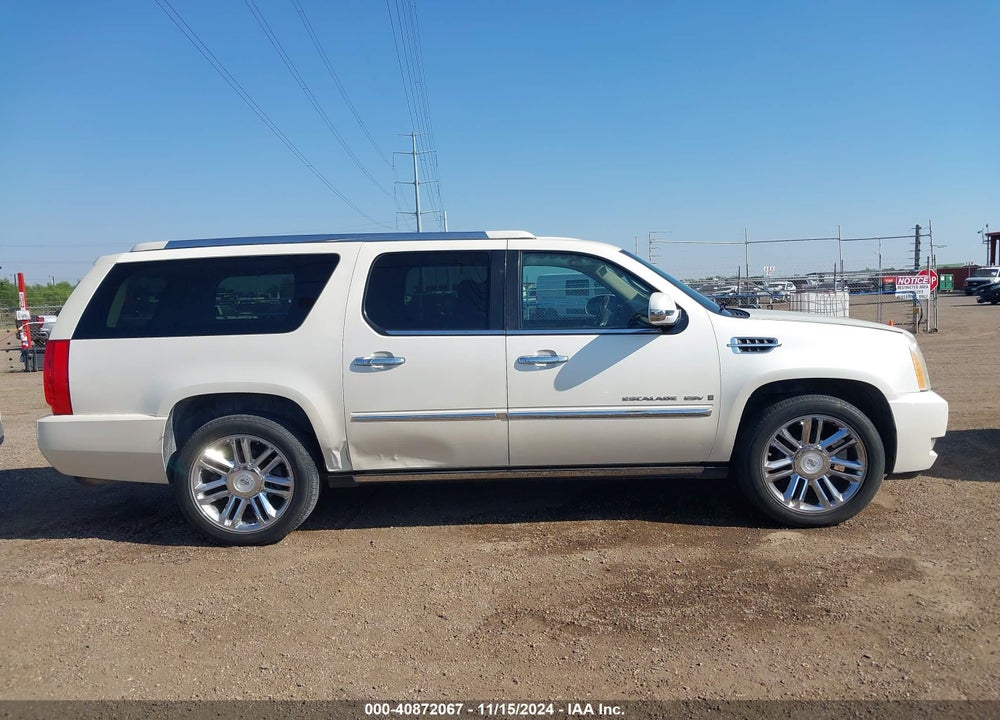 2009 CADILLAC ESCALADE ESV PLATINUM EDITION VIN: 1GYFK36259R189388