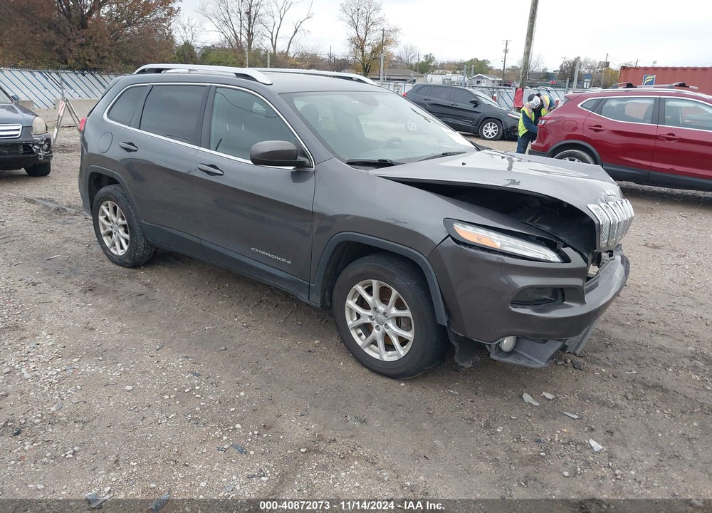 2015 JEEP CHEROKEE LATITUDE VIN: 1C4PJLCB0FW669918