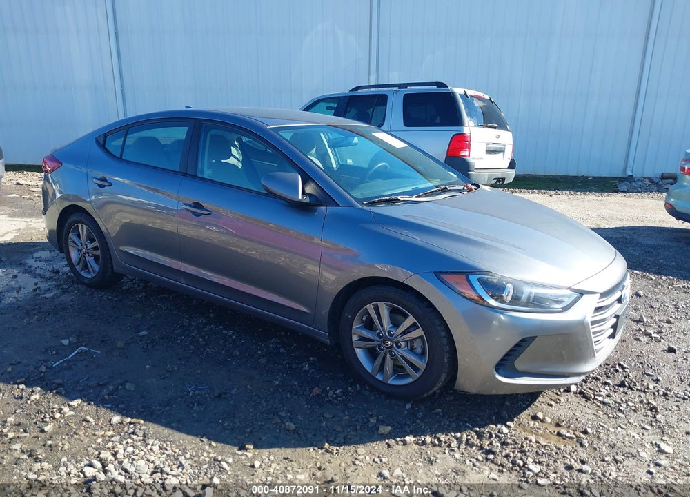 2018 HYUNDAI ELANTRA SEL VIN: 5NPD84LF3JH317602