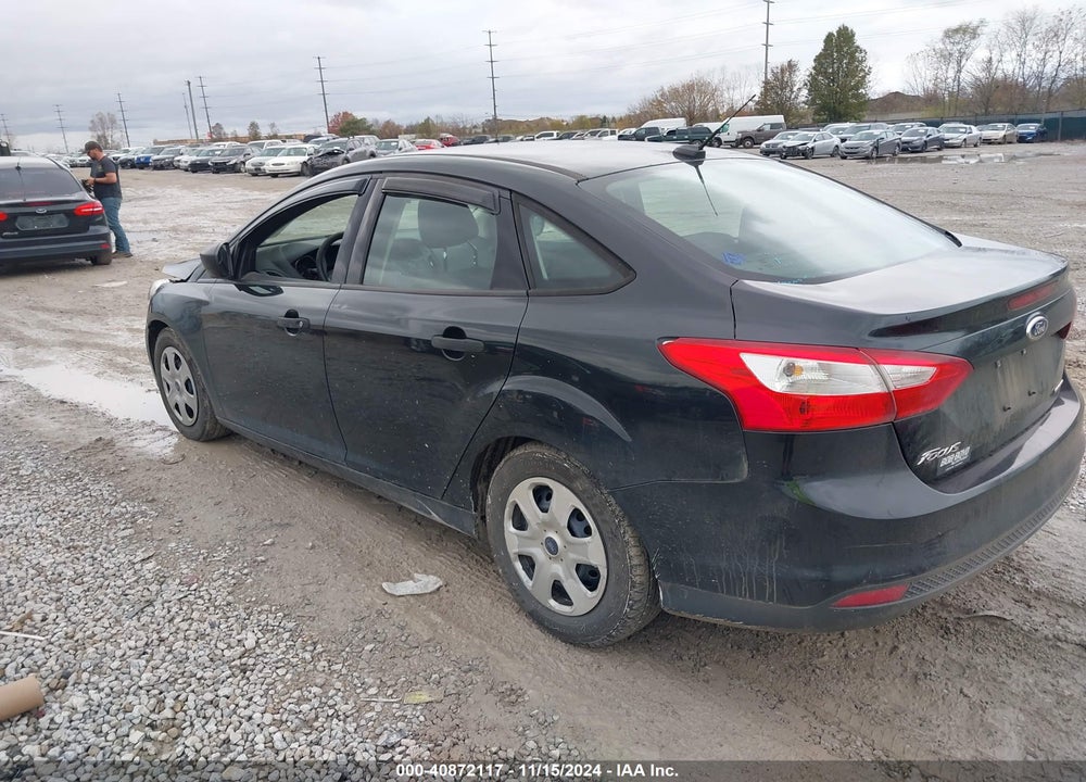 2014 FORD FOCUS VIN: 1FADP3E28EL438902