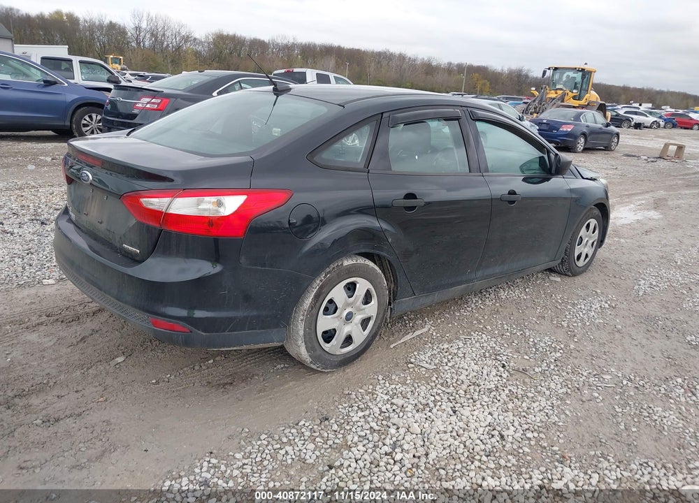 2014 FORD FOCUS VIN: 1FADP3E28EL438902