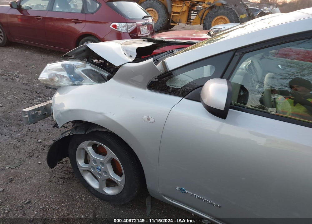 2012 NISSAN LEAF SL VIN: JN1AZ0CP6CT017653