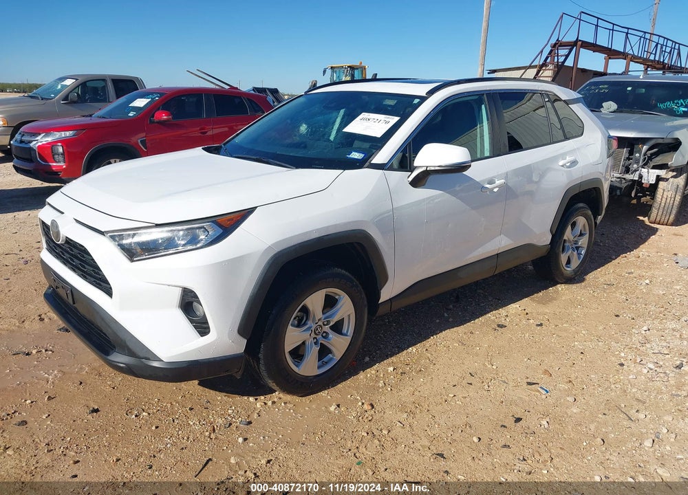 2019 TOYOTA RAV4 XLE VIN: 2T3W1RFV7KW005273