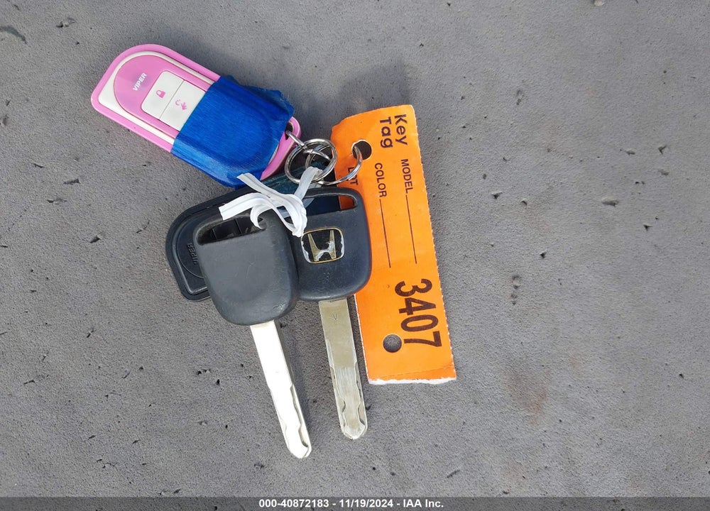 2008 HONDA FIT VIN: JHMGD38428S035892