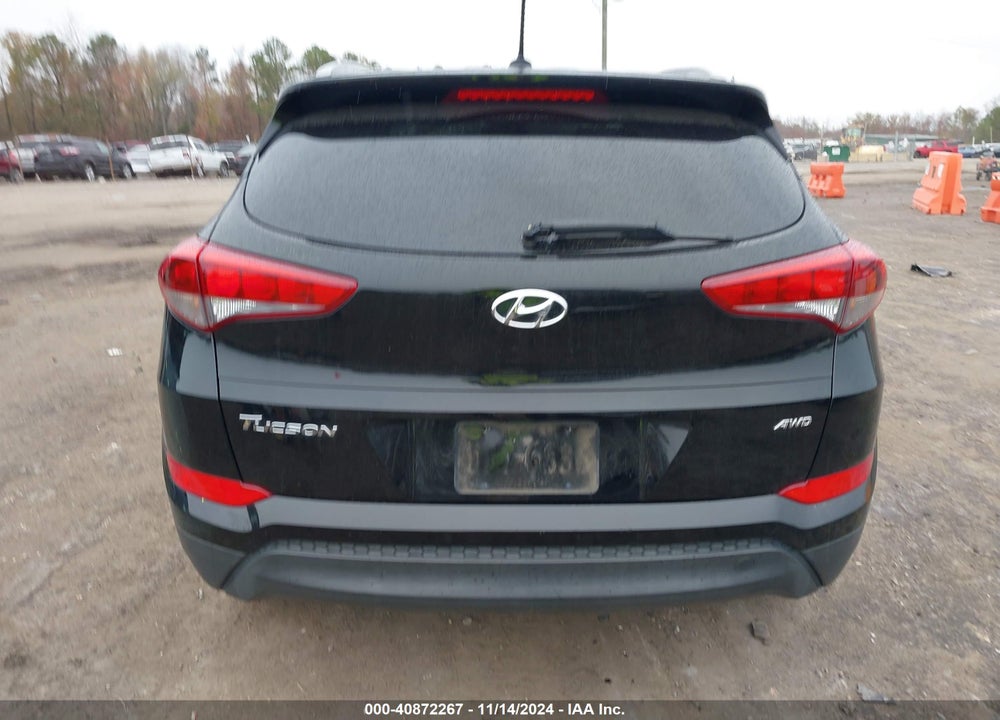2017 HYUNDAI TUCSON SE VIN: KM8J3CA49HU446422