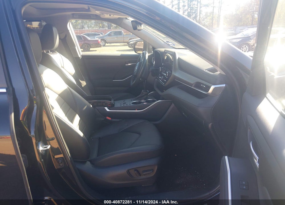 2023 TOYOTA HIGHLANDER XLE VIN: 5TDKDRAH9PS038629