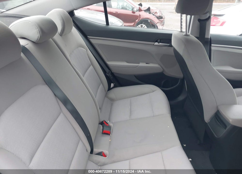 2017 HYUNDAI ELANTRA SE VIN: 5NPD74LF0HH098899