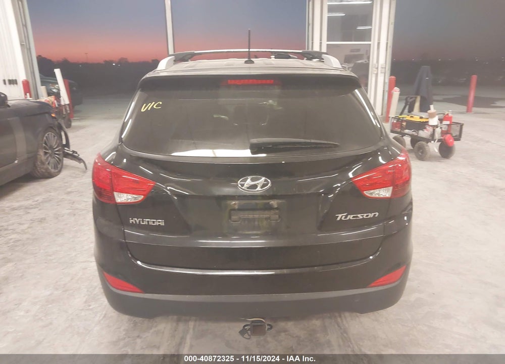 2012 HYUNDAI TUCSON VIN: KM8JU3AC1CU498091