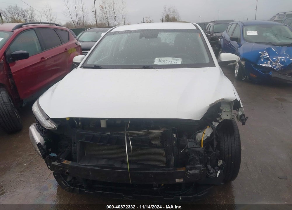 2019 HYUNDAI KONA SE VIN: KM8K12AAXKU208841