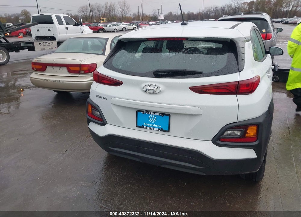 2019 HYUNDAI KONA SE VIN: KM8K12AAXKU208841
