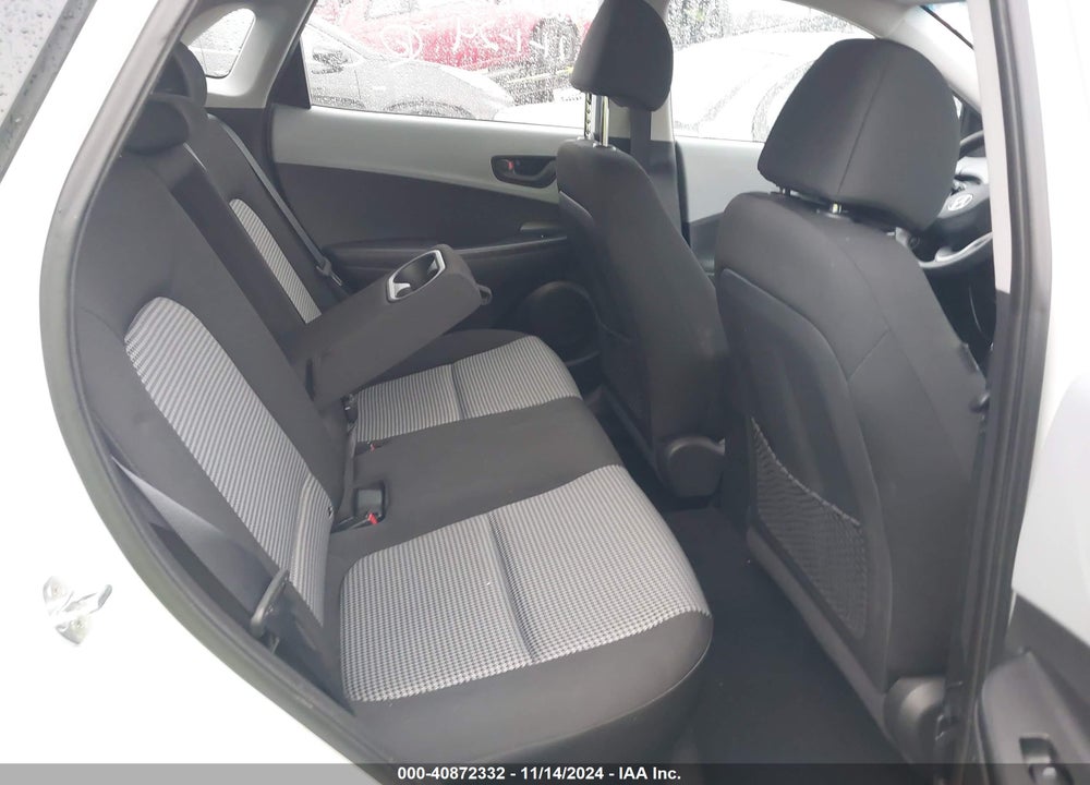 2019 HYUNDAI KONA SE VIN: KM8K12AAXKU208841