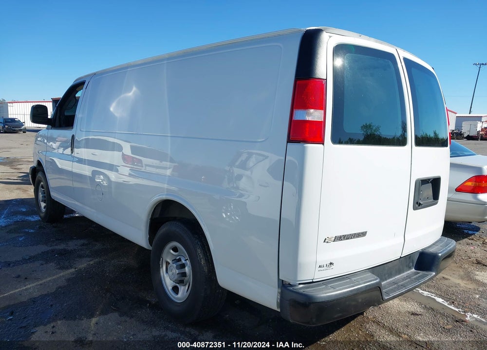 2020 CHEVROLET EXPRESS CARGO RWD 2500 REGULAR WHEELBASE WT VIN: 1GCWGAFP3L1116369