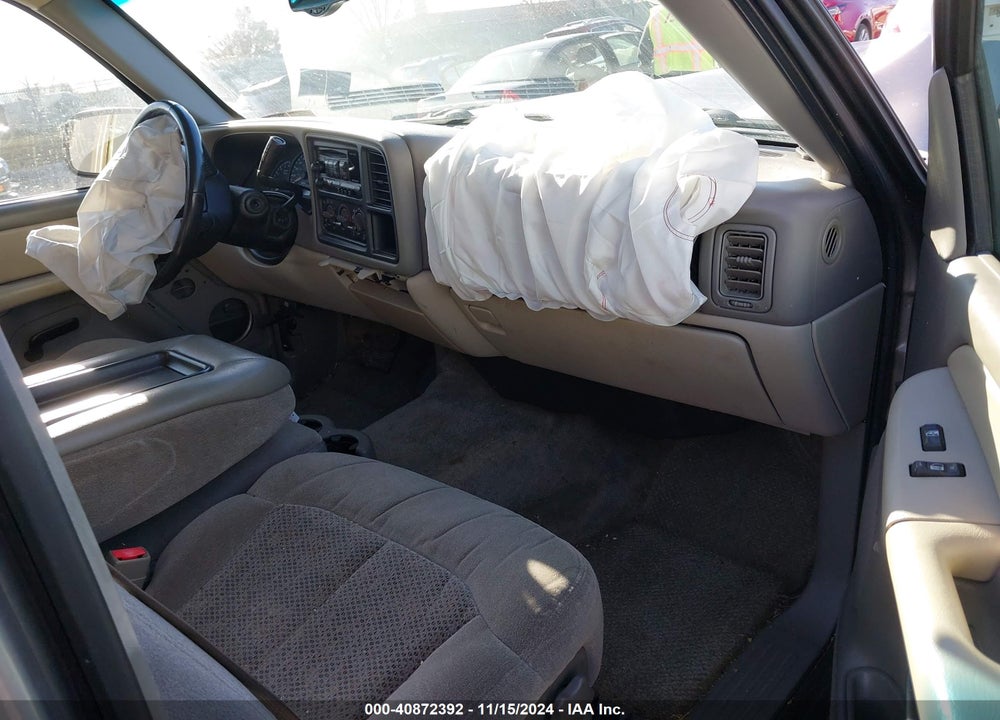 2002 CHEVROLET TAHOE LS VIN: 1GNEK13Z42J328820