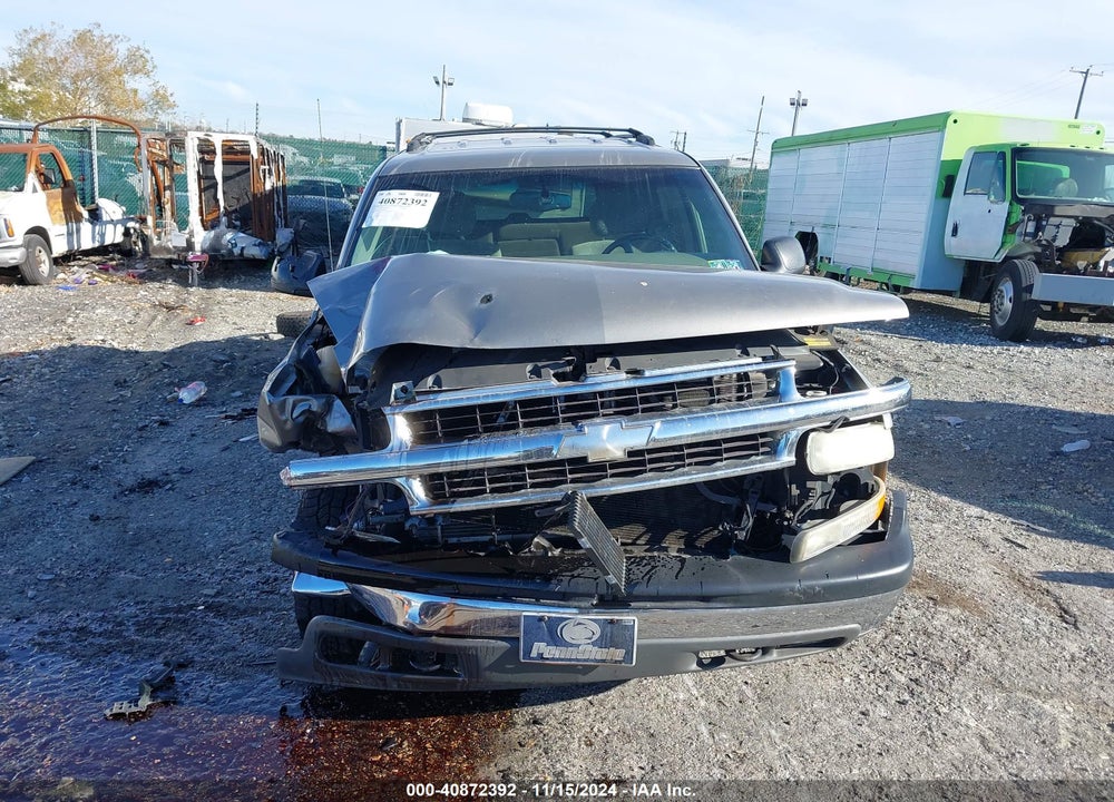 2002 CHEVROLET TAHOE LS VIN: 1GNEK13Z42J328820