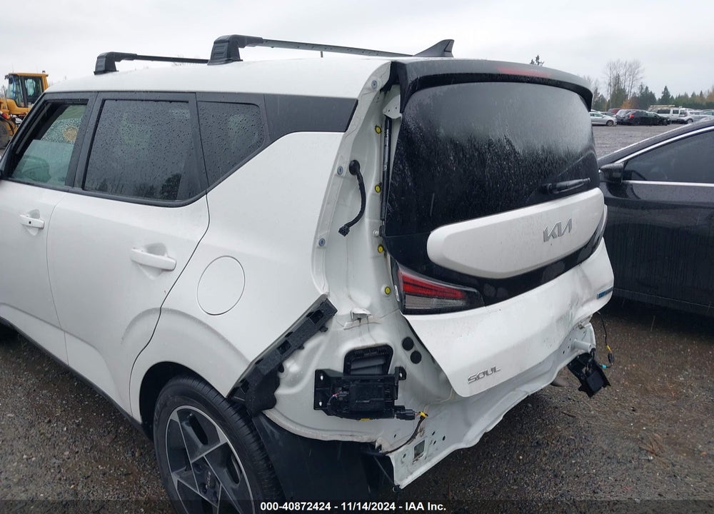 2023 KIA SOUL VIN: KNDJ33AU0P7876888